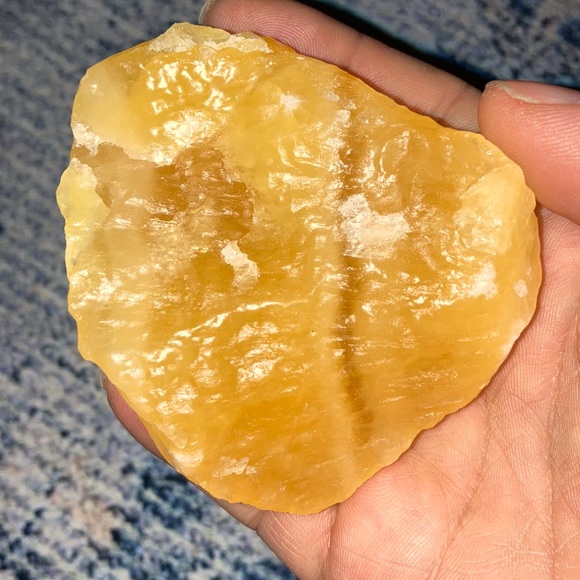 Yellow Calcite - Picture 2 of 4